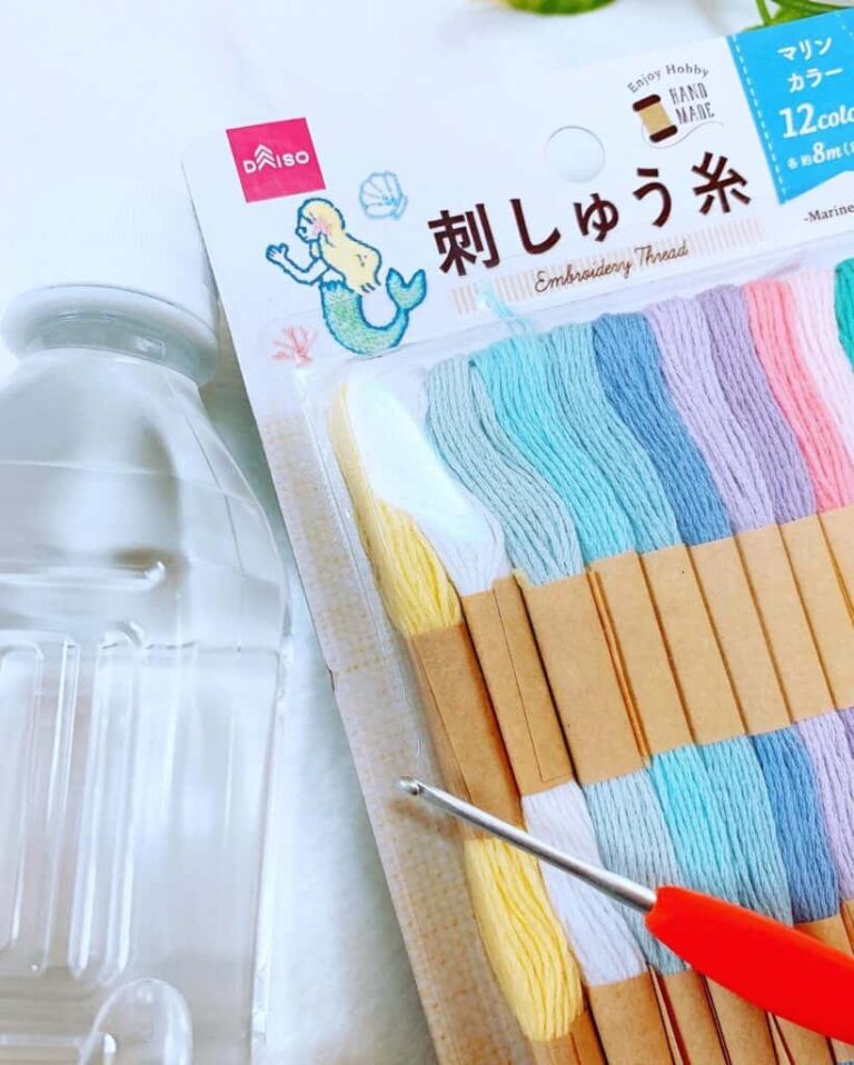 ペットボトルと刺しゅう糸