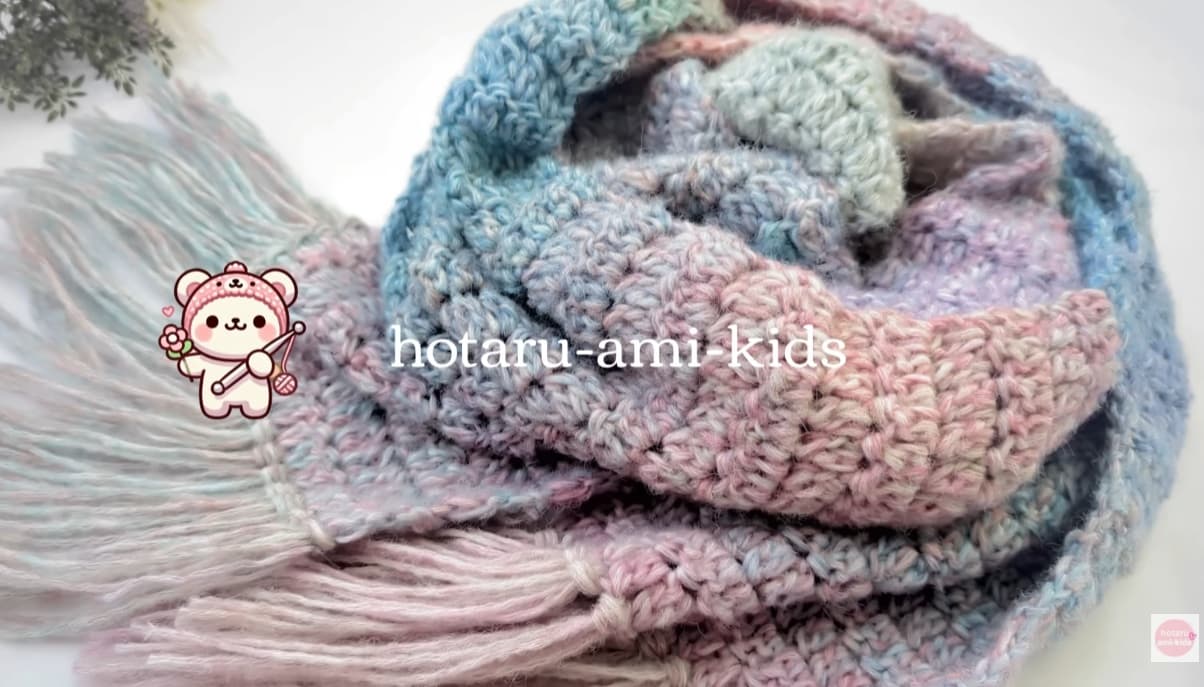 びいどろヤーンで編んだマフラー