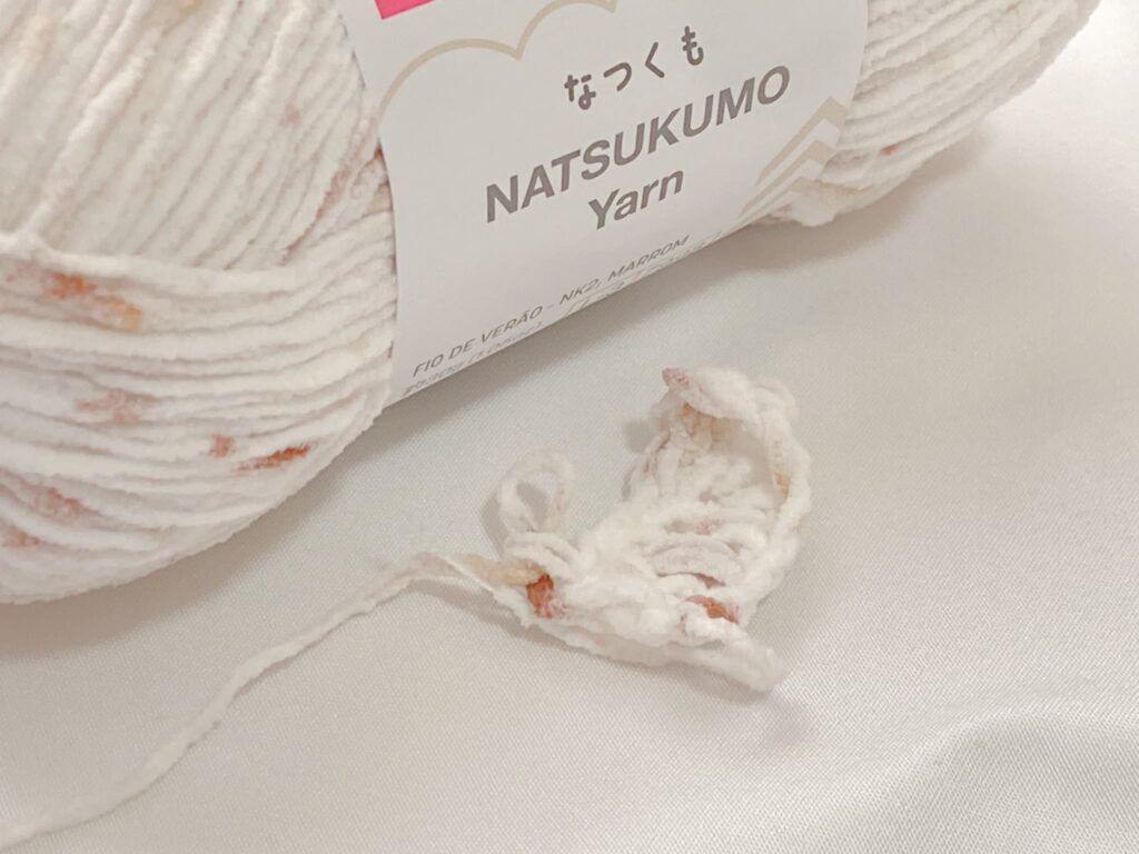ダイソー なつくも 2026｜むぎわら Light brownの編み地
