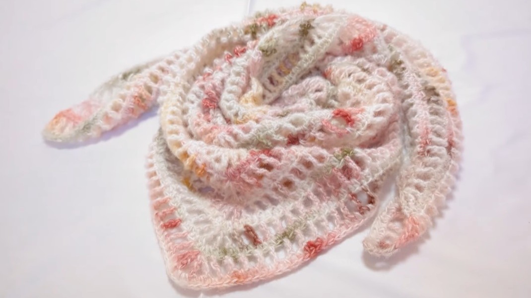 ハニカムヤーンで編んだショール