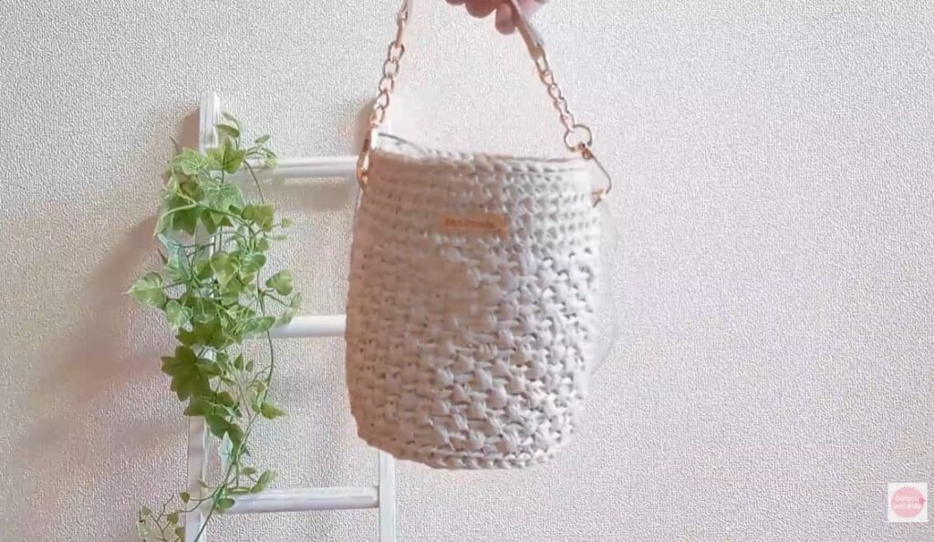 巾着風のスズランテープ バッグ｜初心者さんも編める♪